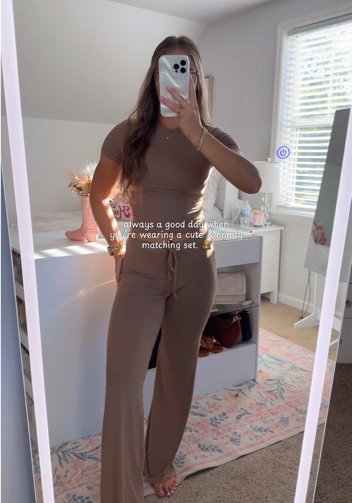 @alliecheeto