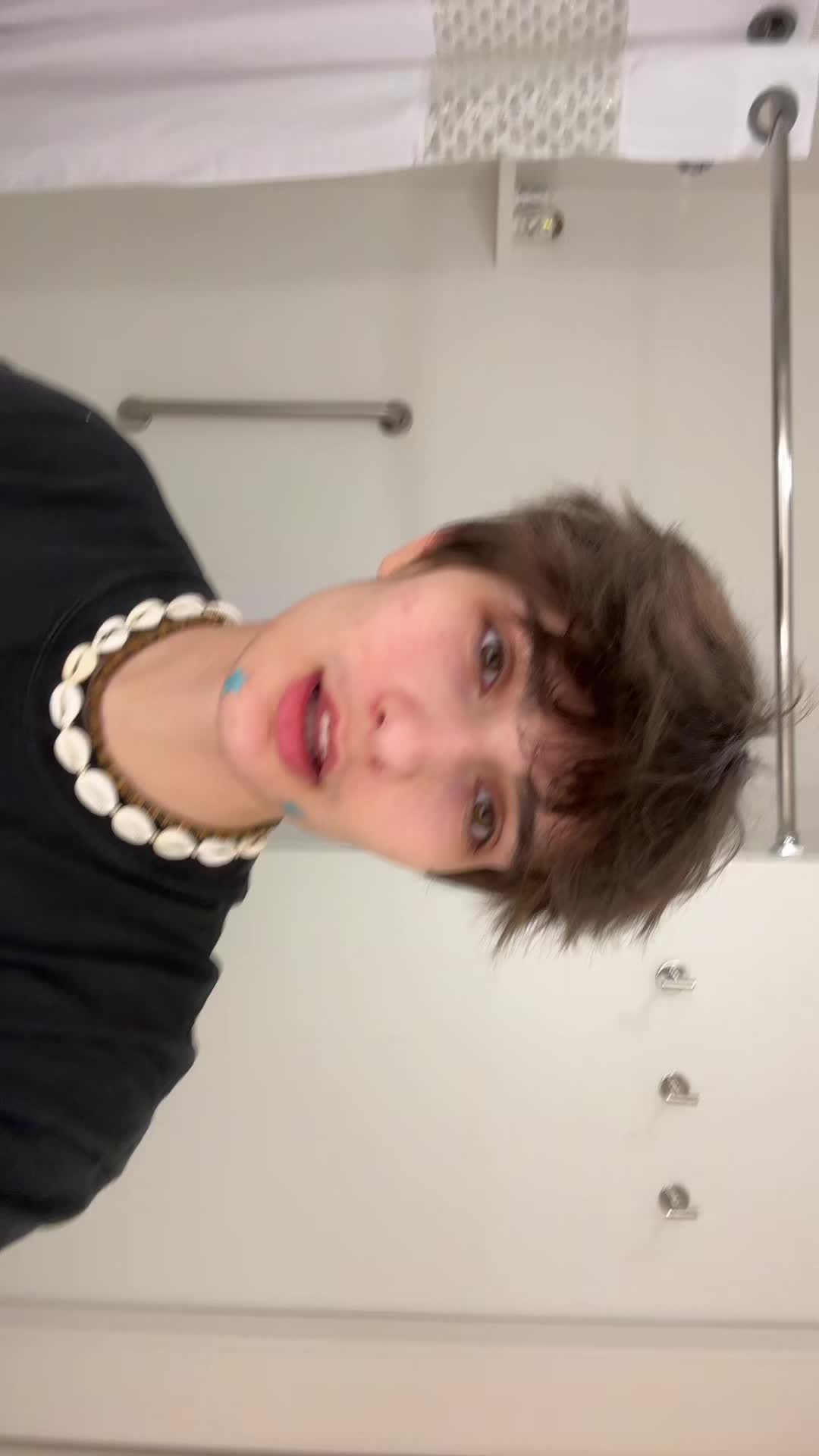 @༆