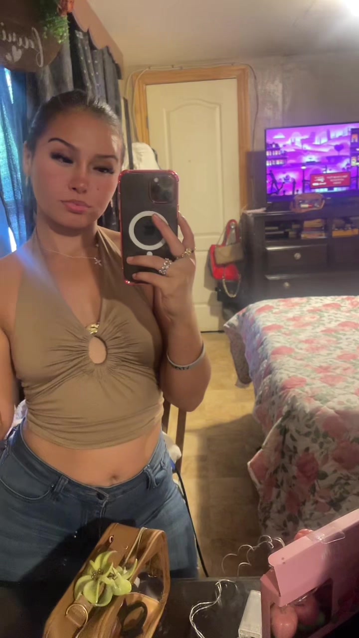@𝓓𝓮𝓷𝓲𝓼𝓮💋💸
