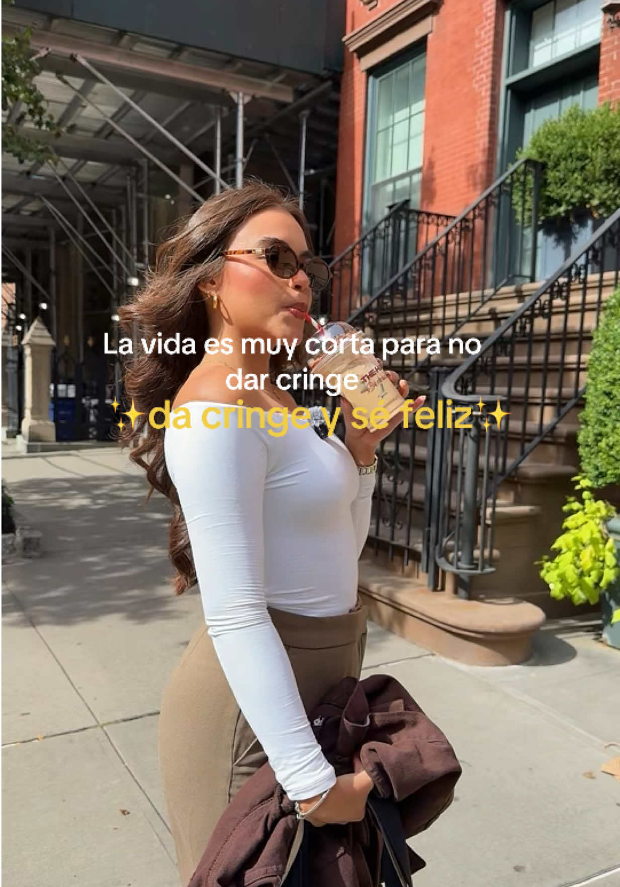 @Camila