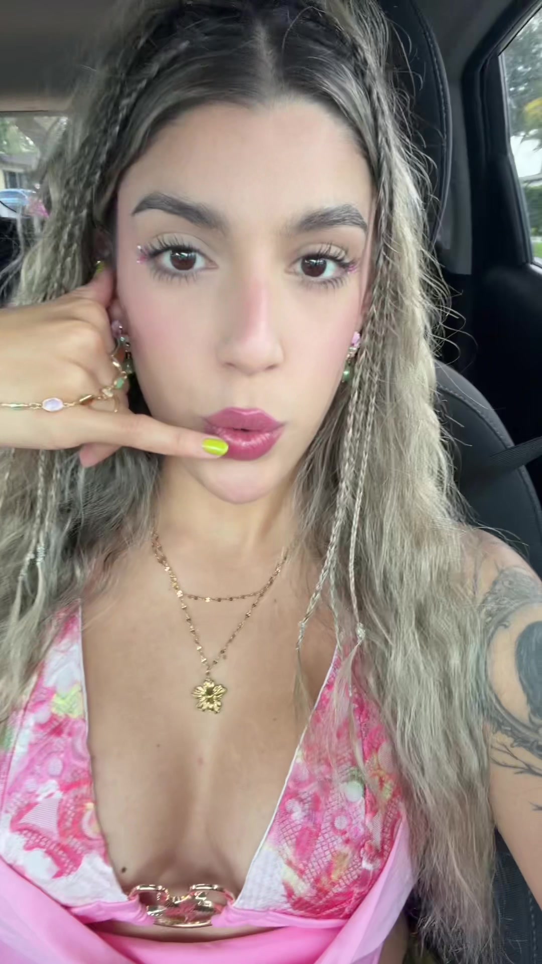 @Milaaa 🧍♀️