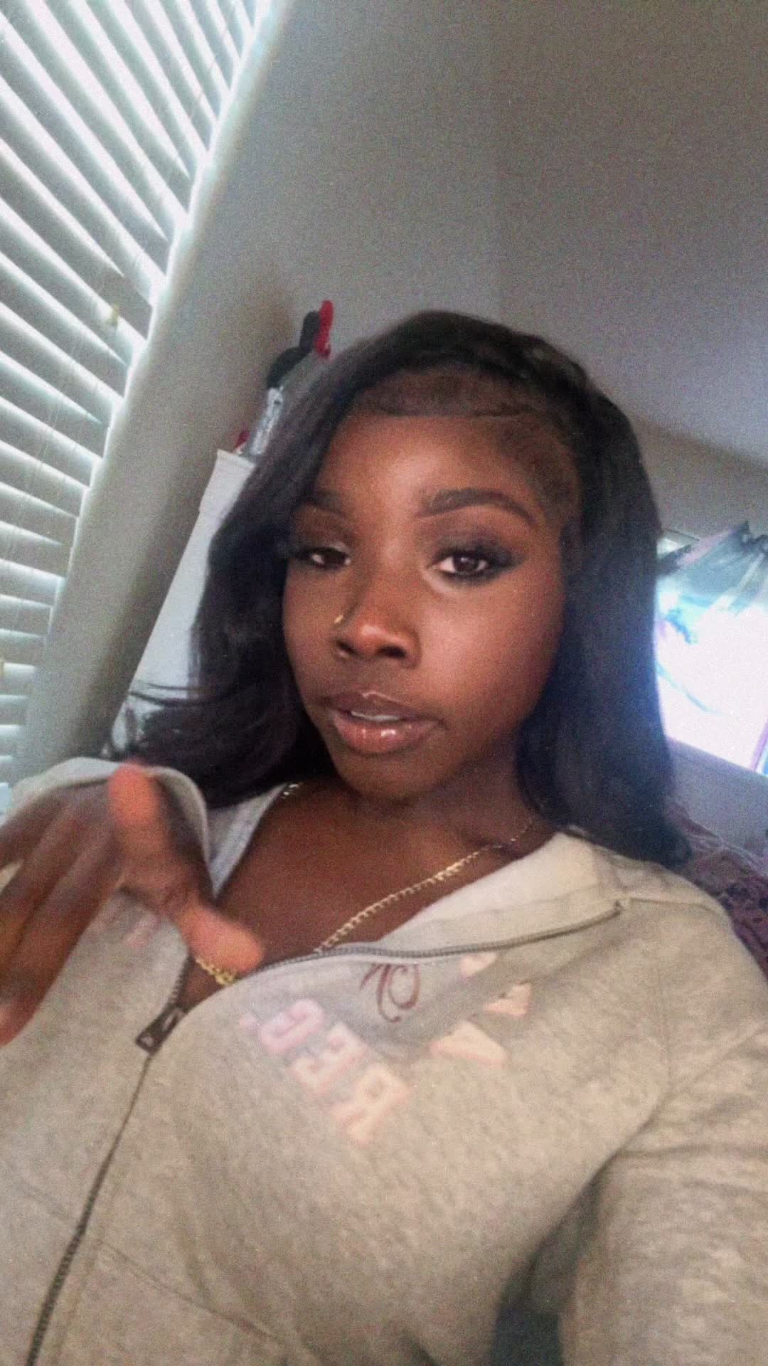 @♛