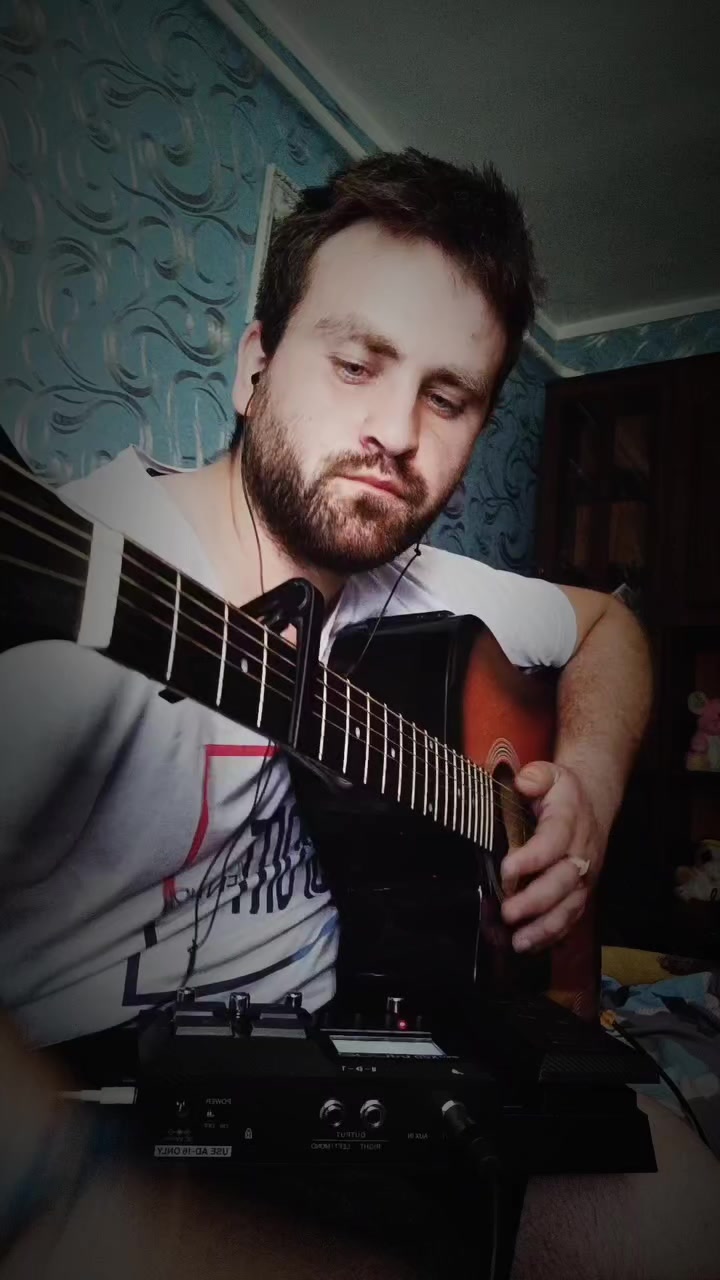 @RcubX