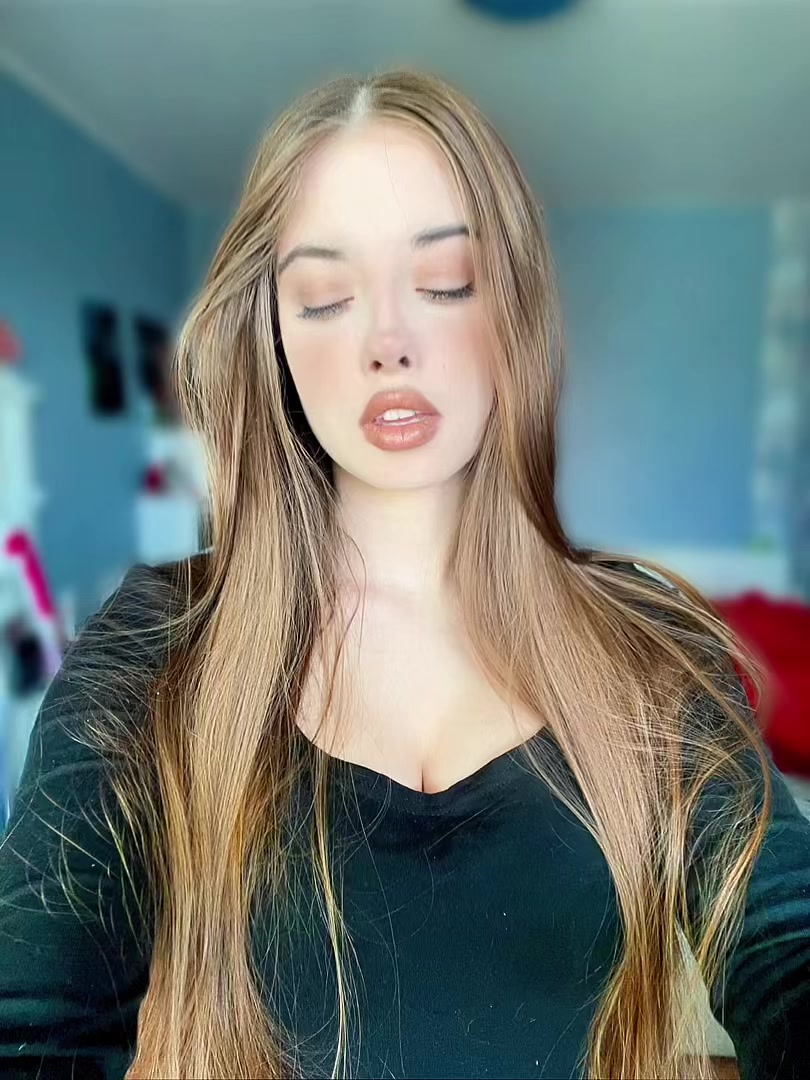@PolinKa🕷🖤🌧️