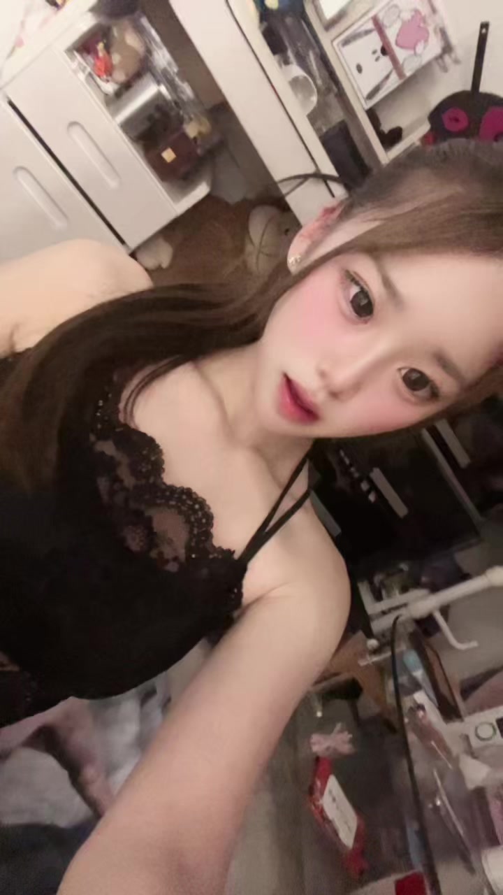 @ゆな☺︎