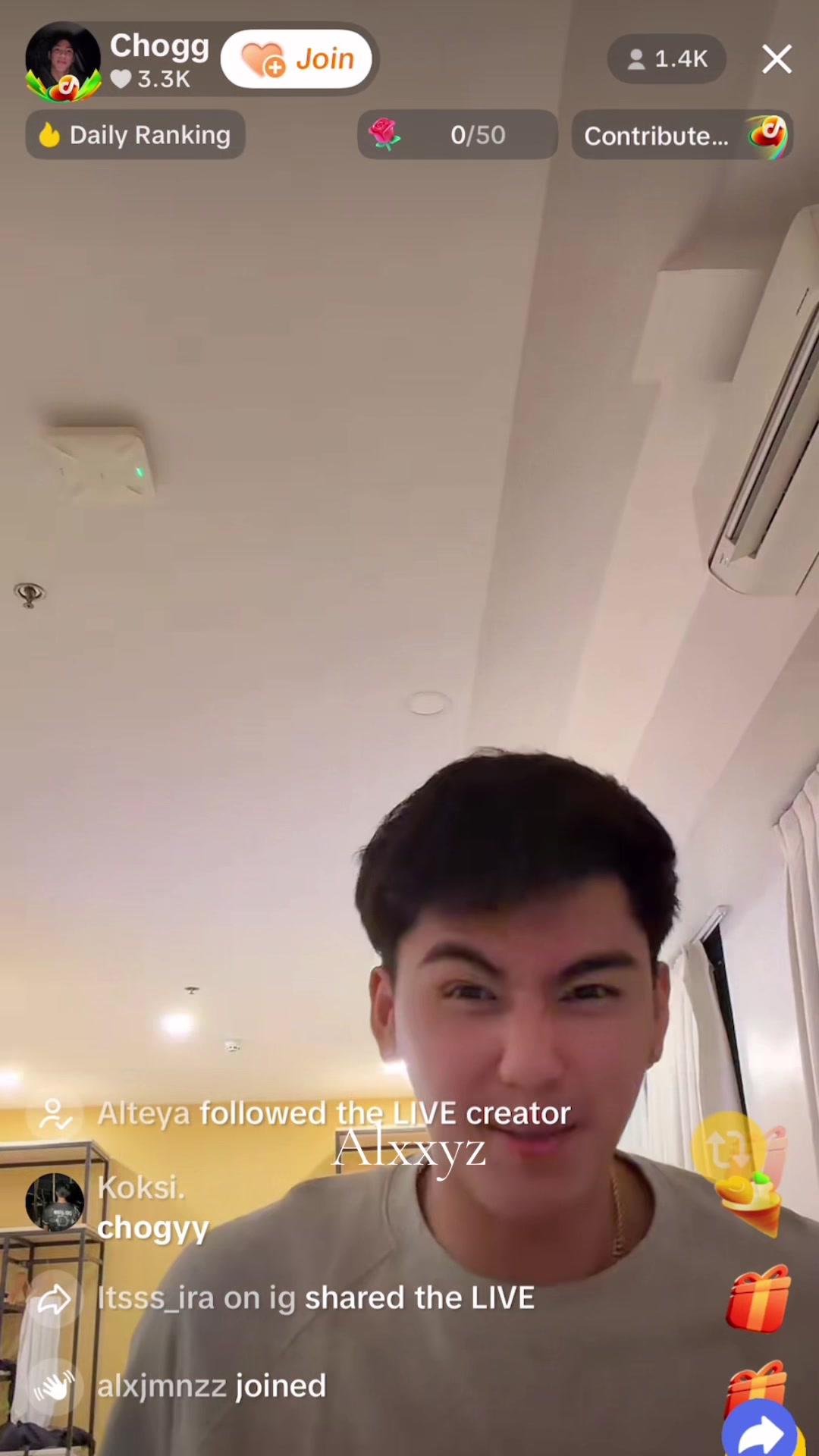 @Jokeeeeexs