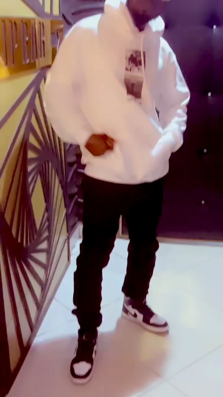 @Freshpaulo
