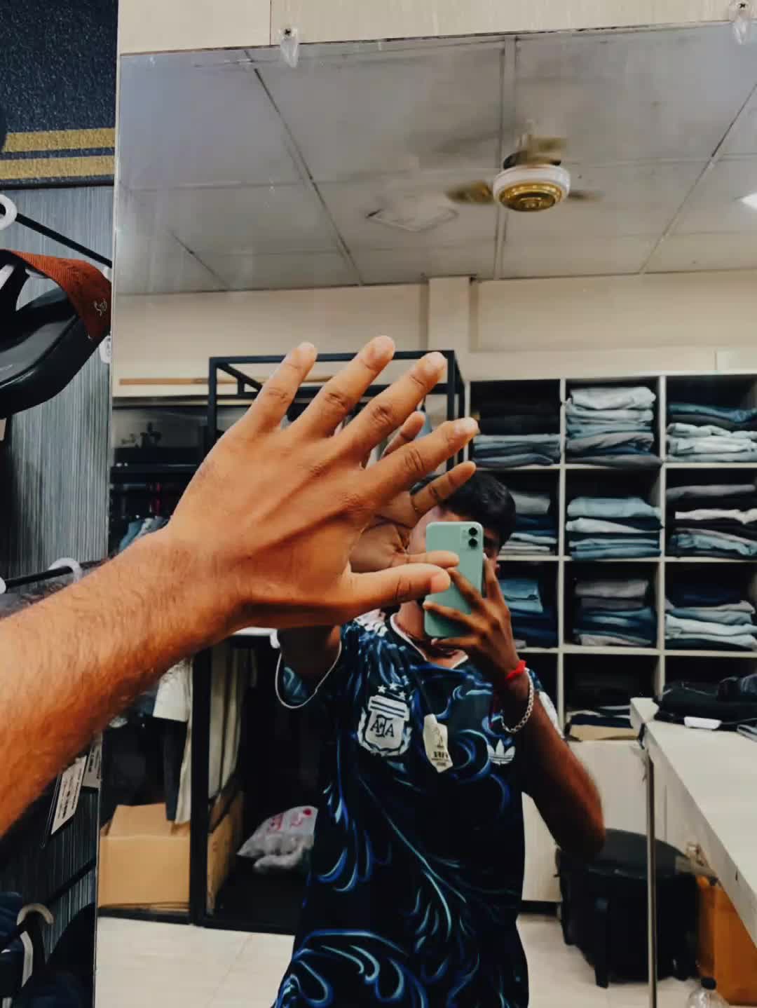 @🔥আকাশ🔥
