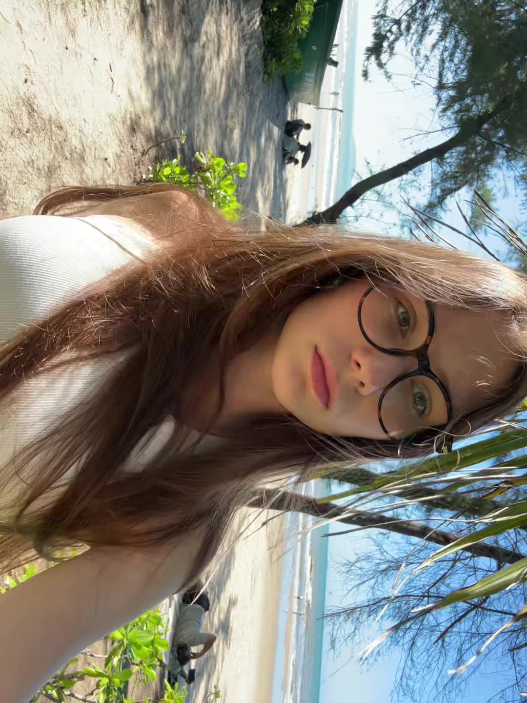 @викуся