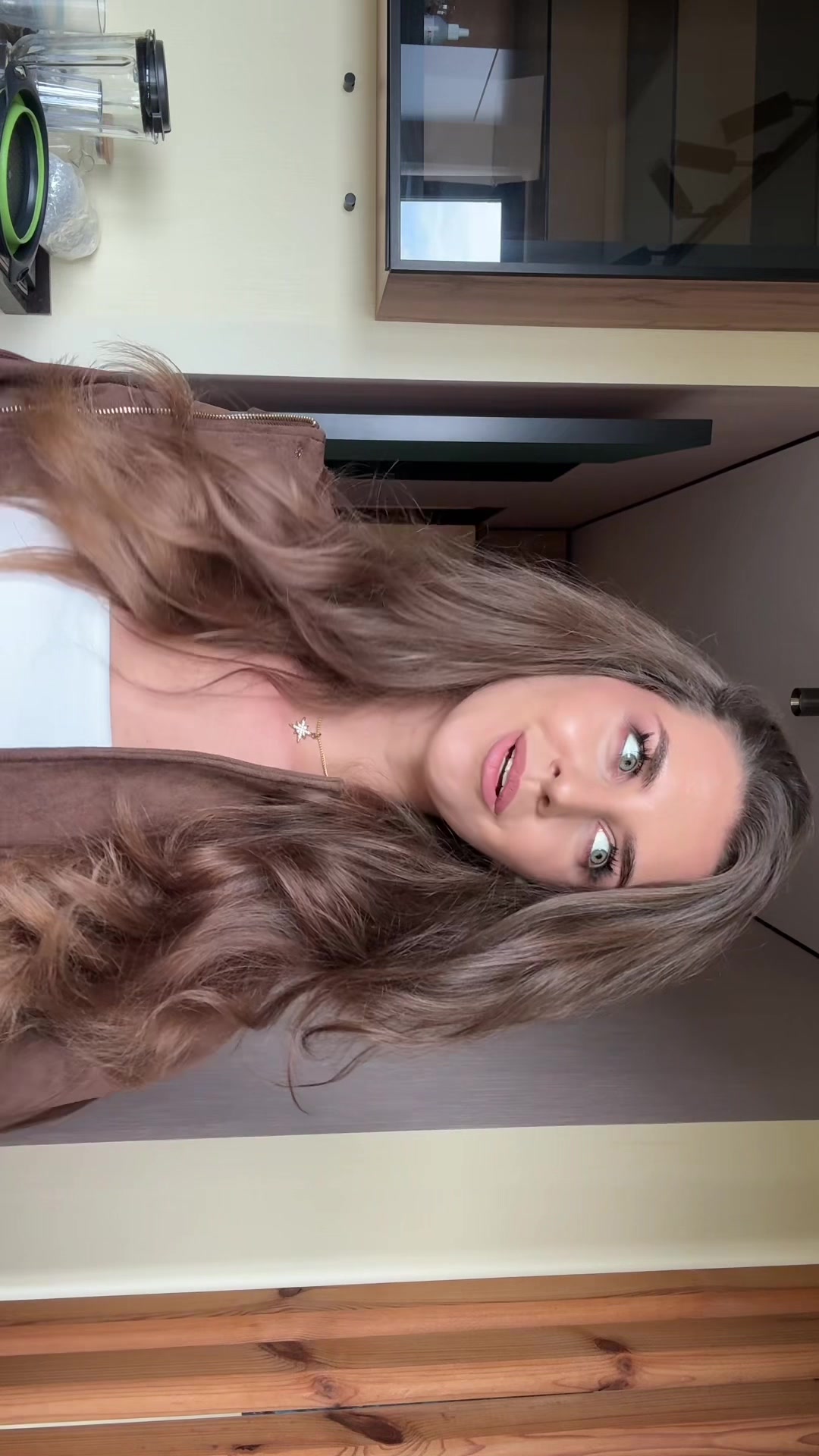 @XELAKSIRI