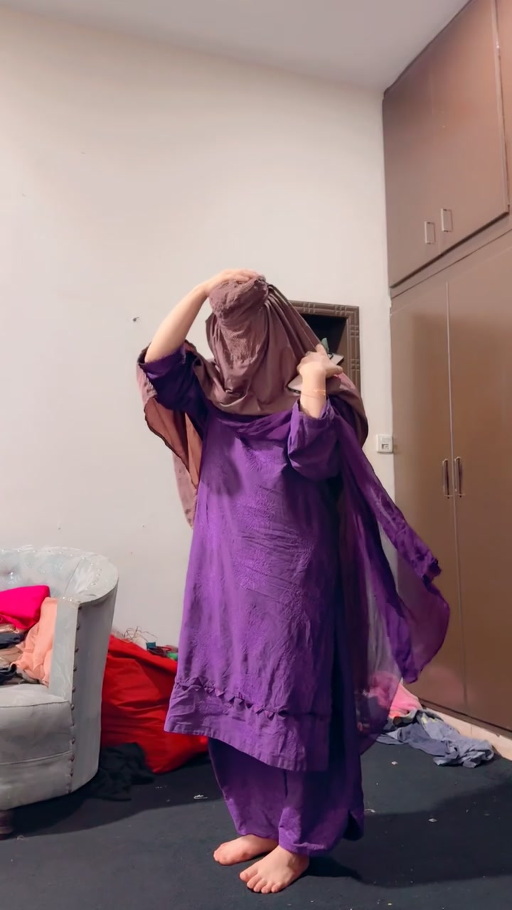 @Laila Khan
