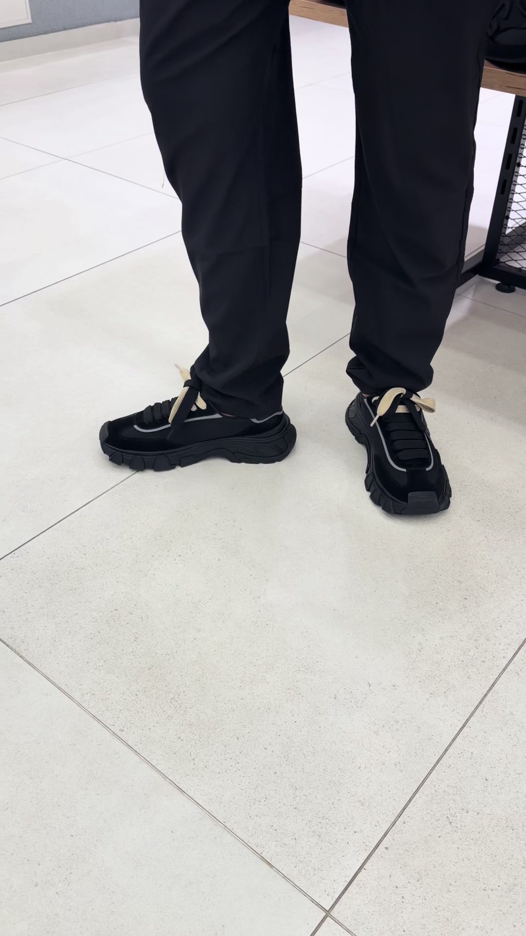 @mr.crazy_shoes