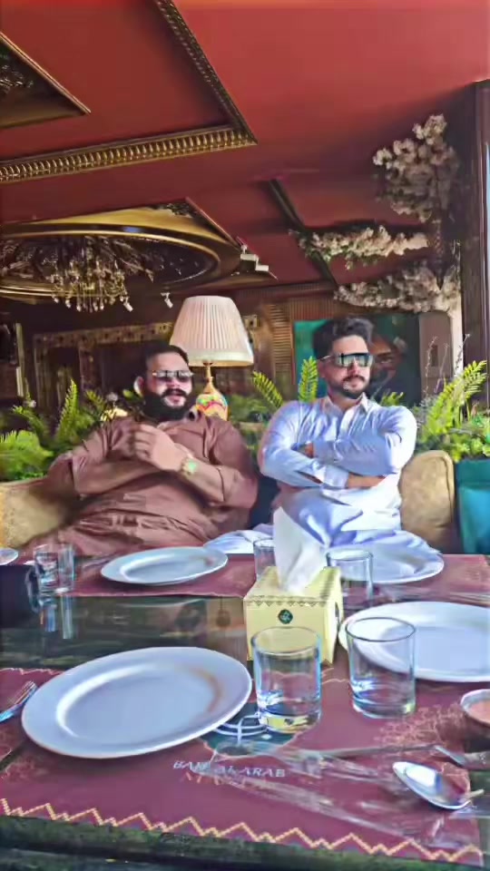 @بادشاہ🦁👑