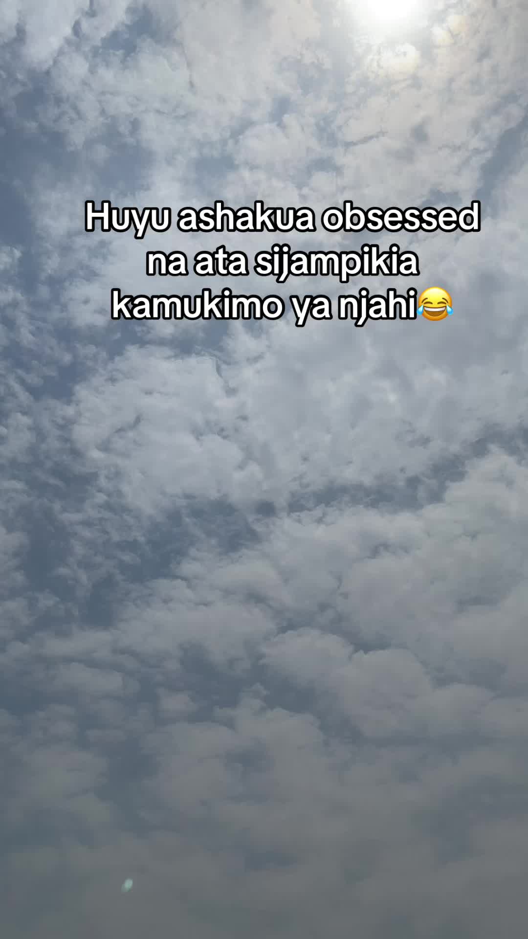 @MAkENa.