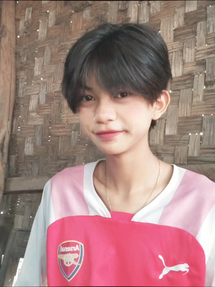 @ဘေဘီ မွန်းစတား