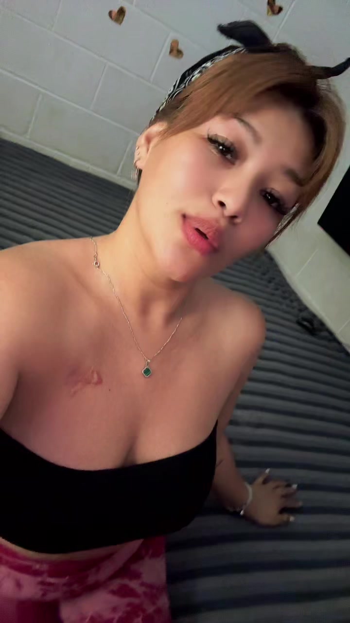 @Esperanza🦋🔥