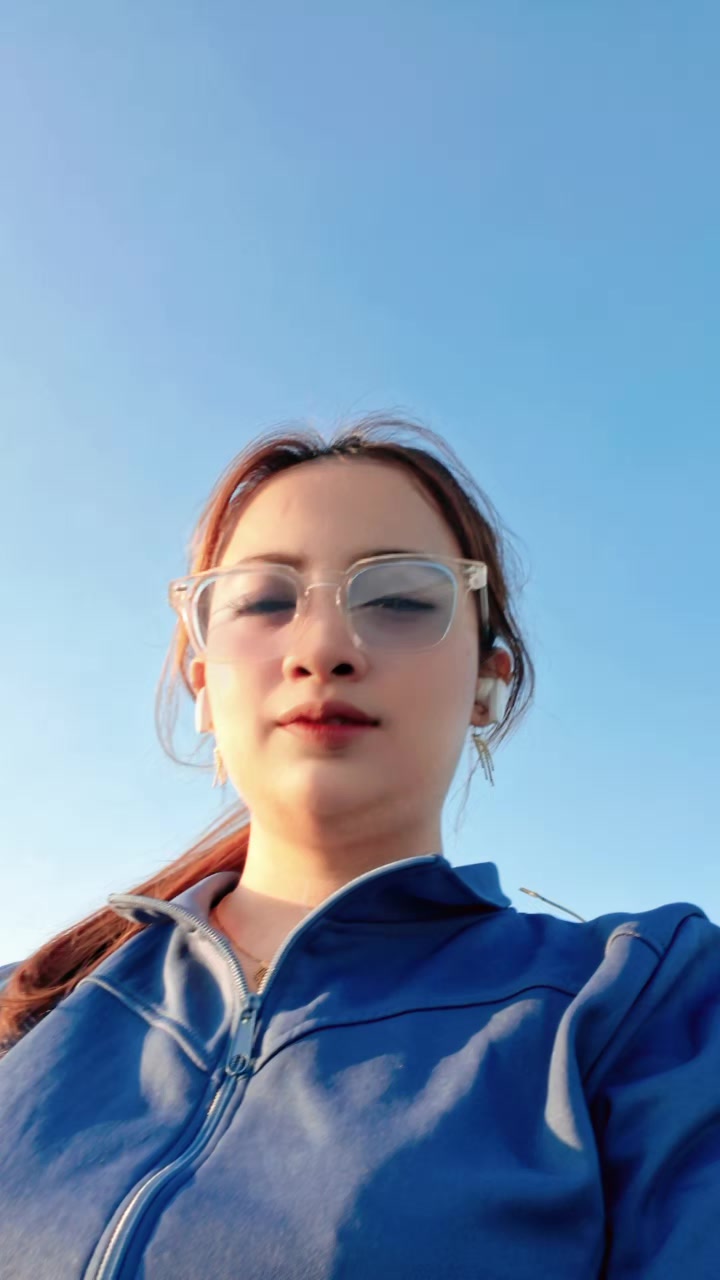 @Aurora Azzahra