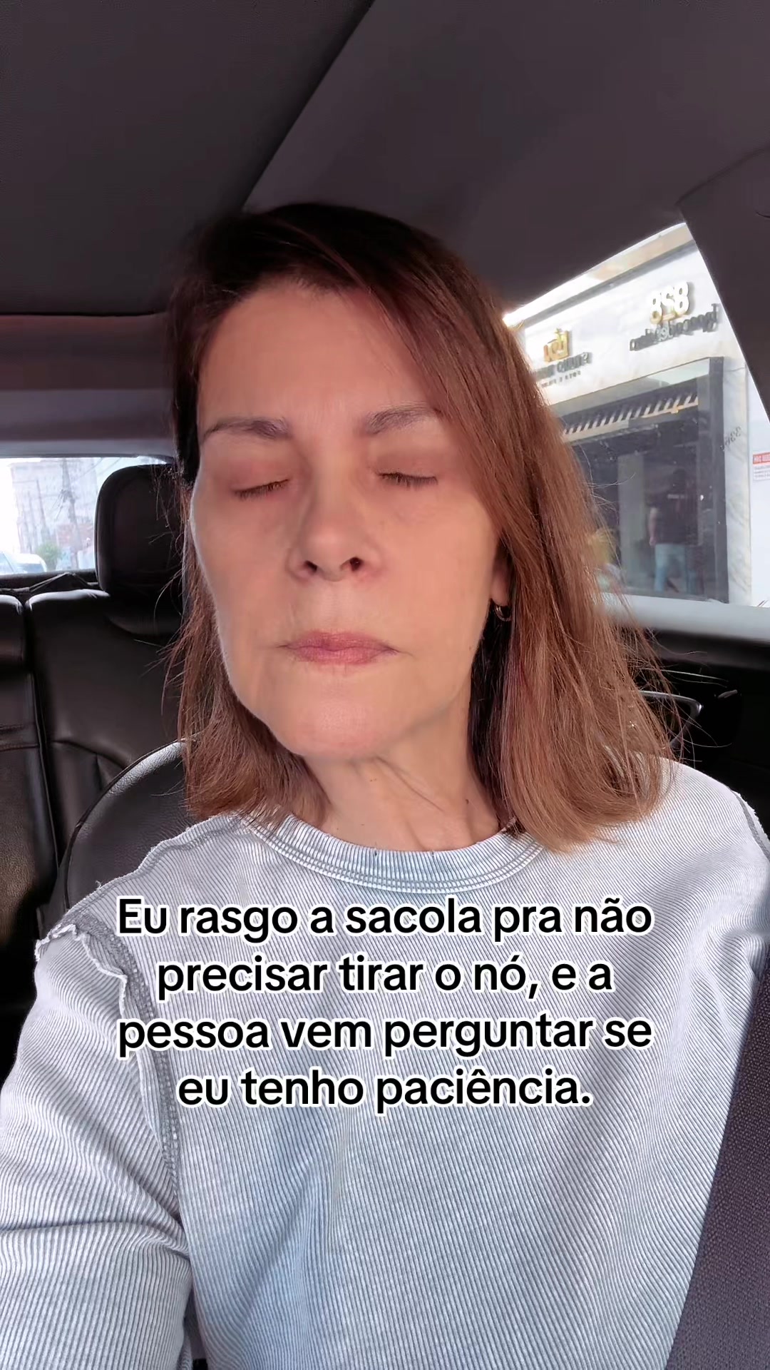 @Valéria