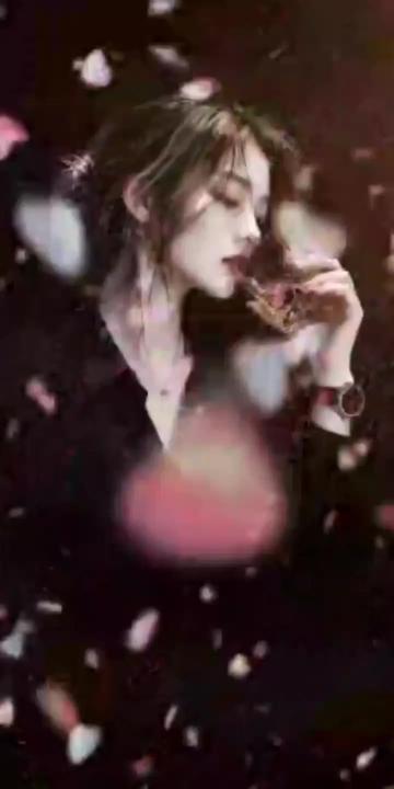 @꧁༺✿Zoyaaa✿༻꧂