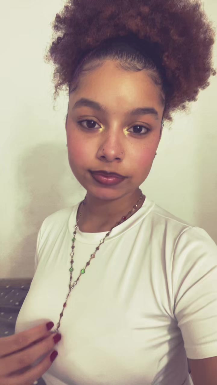 @neguinha linda.👾