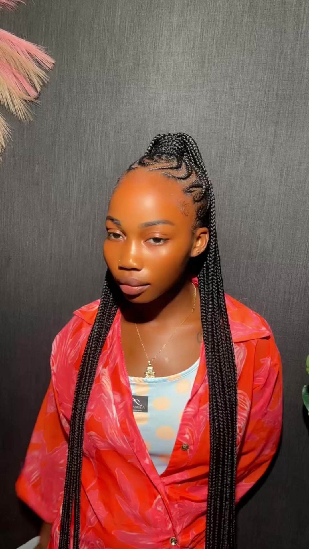 @Hairbyamaka2
