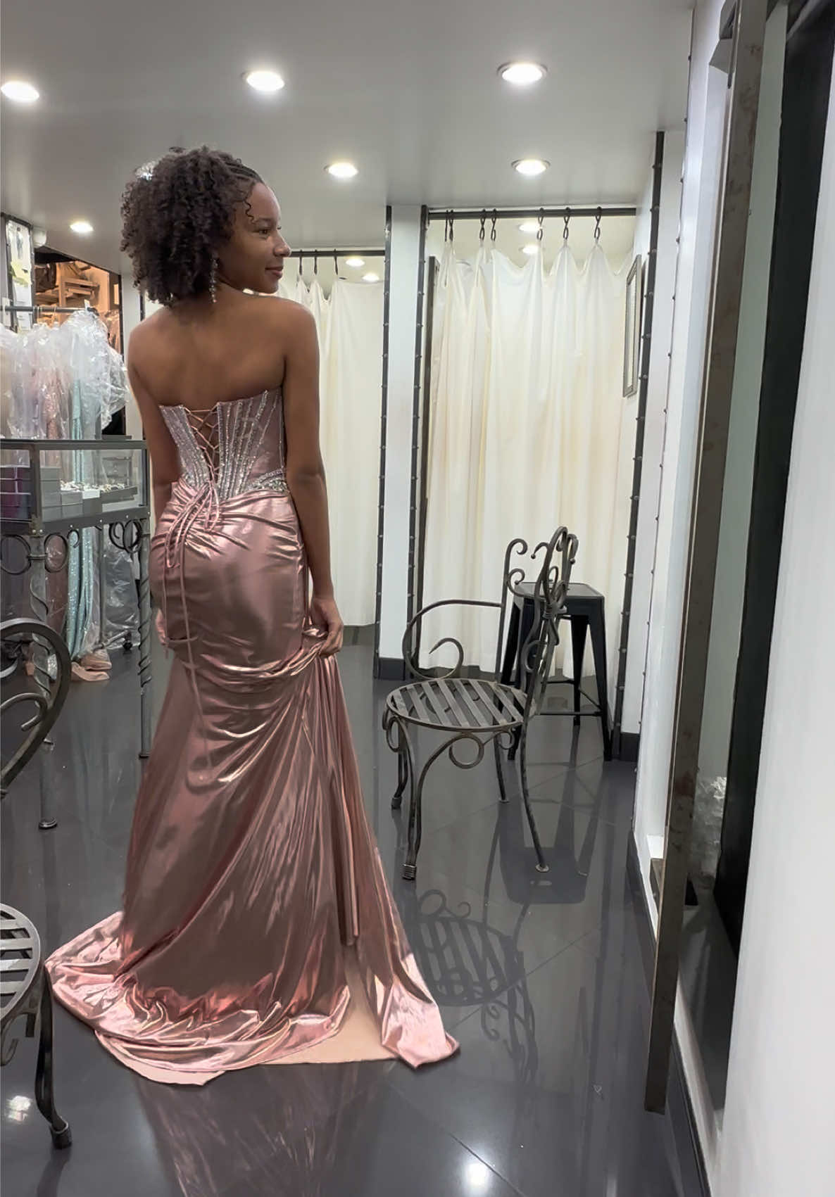 @Peter Elias Boutiques