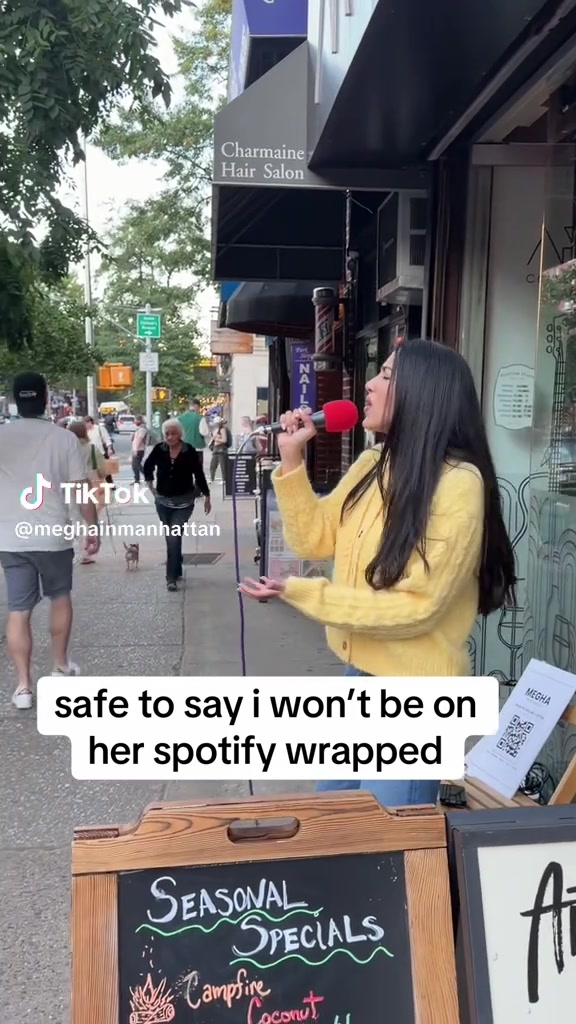 @2Bposedny
