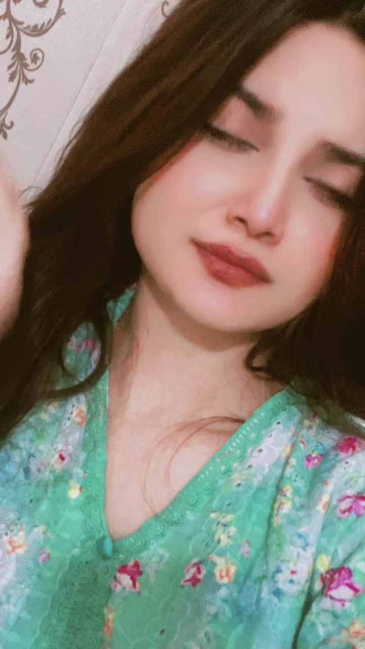 @Emaan🕊️✨
