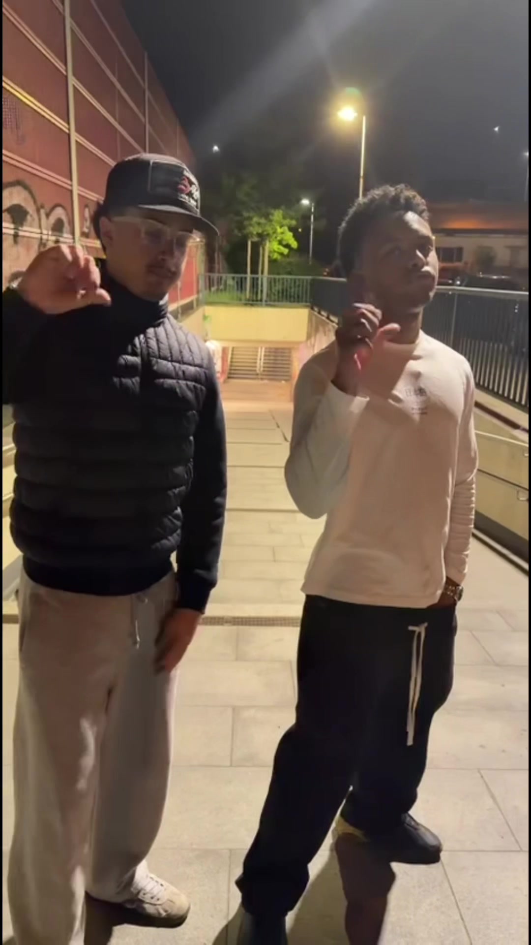 @โ