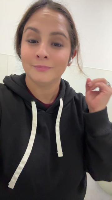 @Victoria