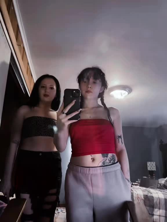 @JustaContentHouse