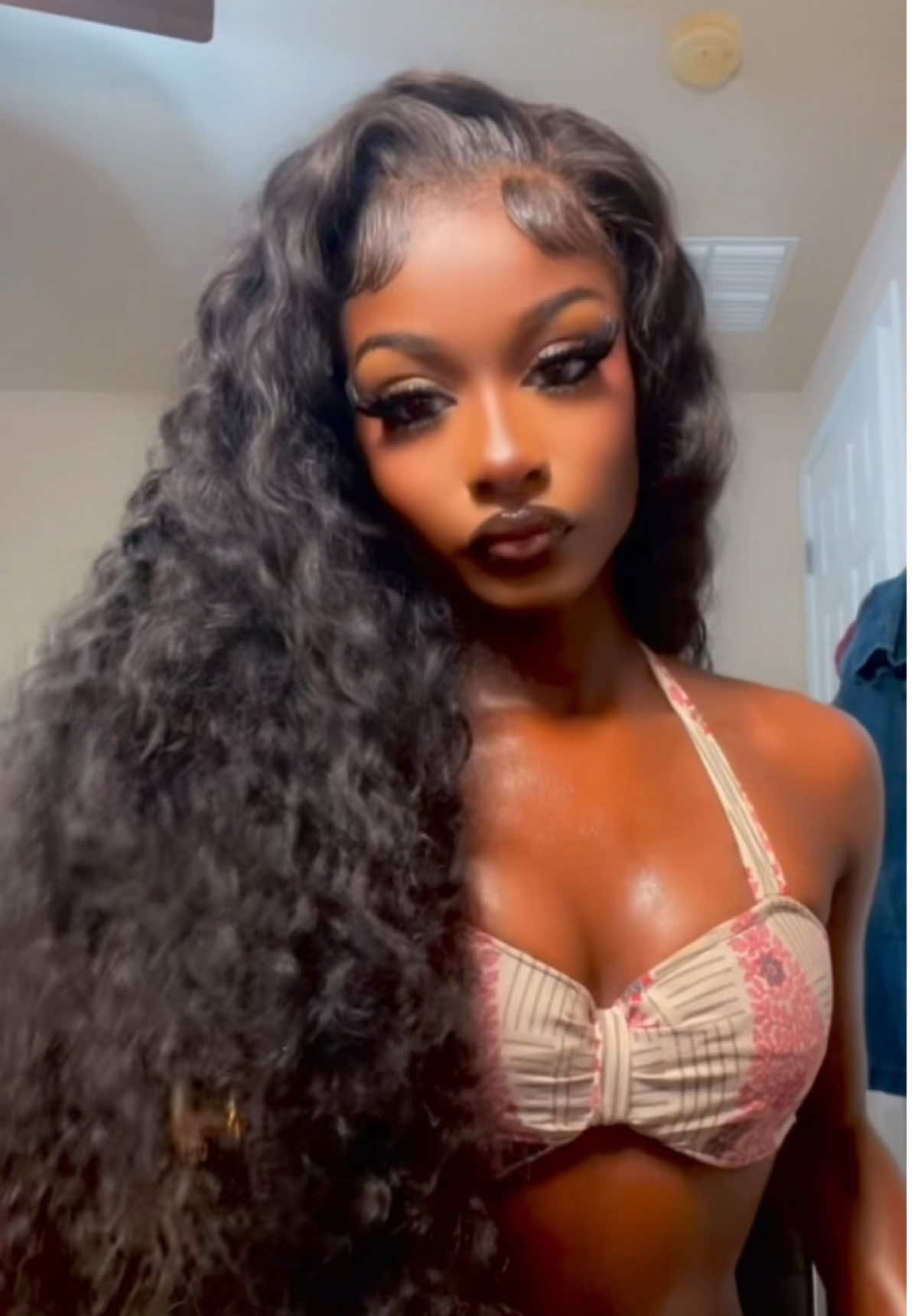 @zainajasmine