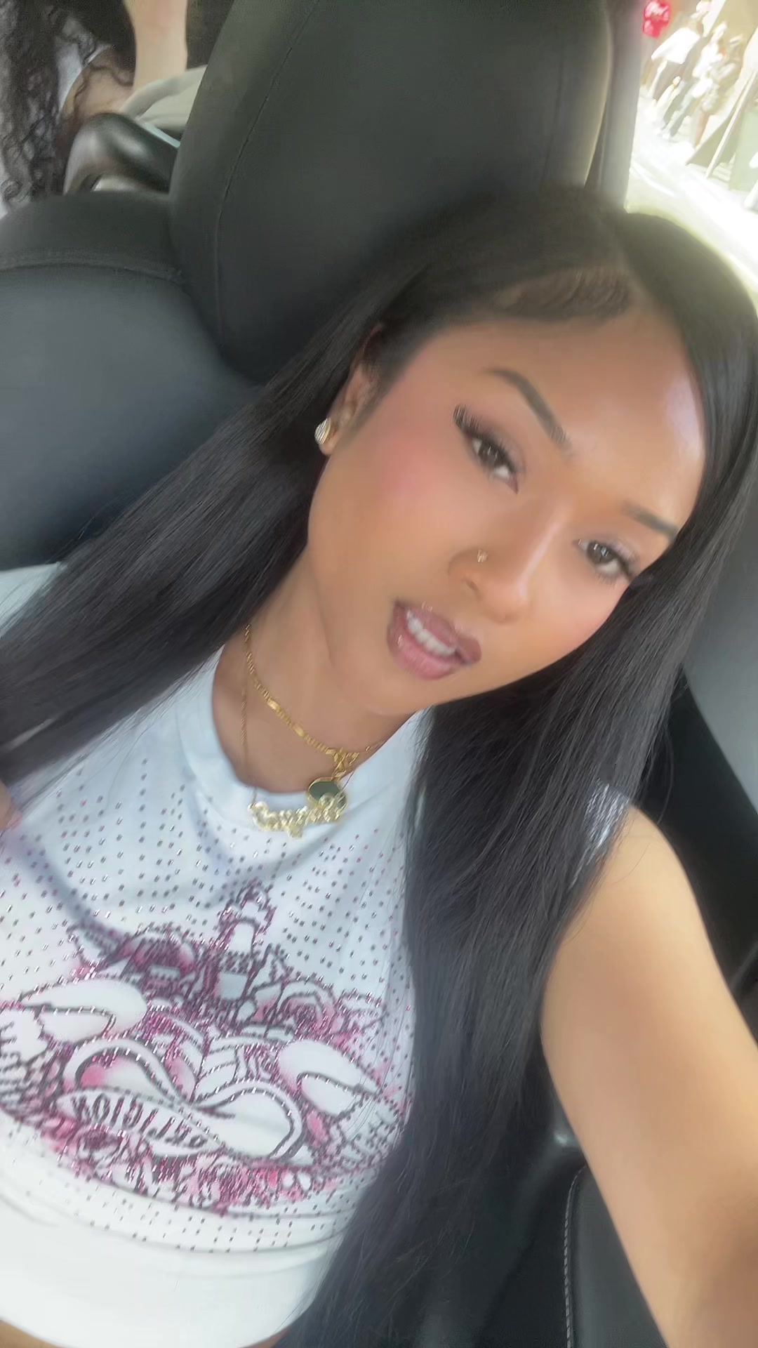 @Luvsony