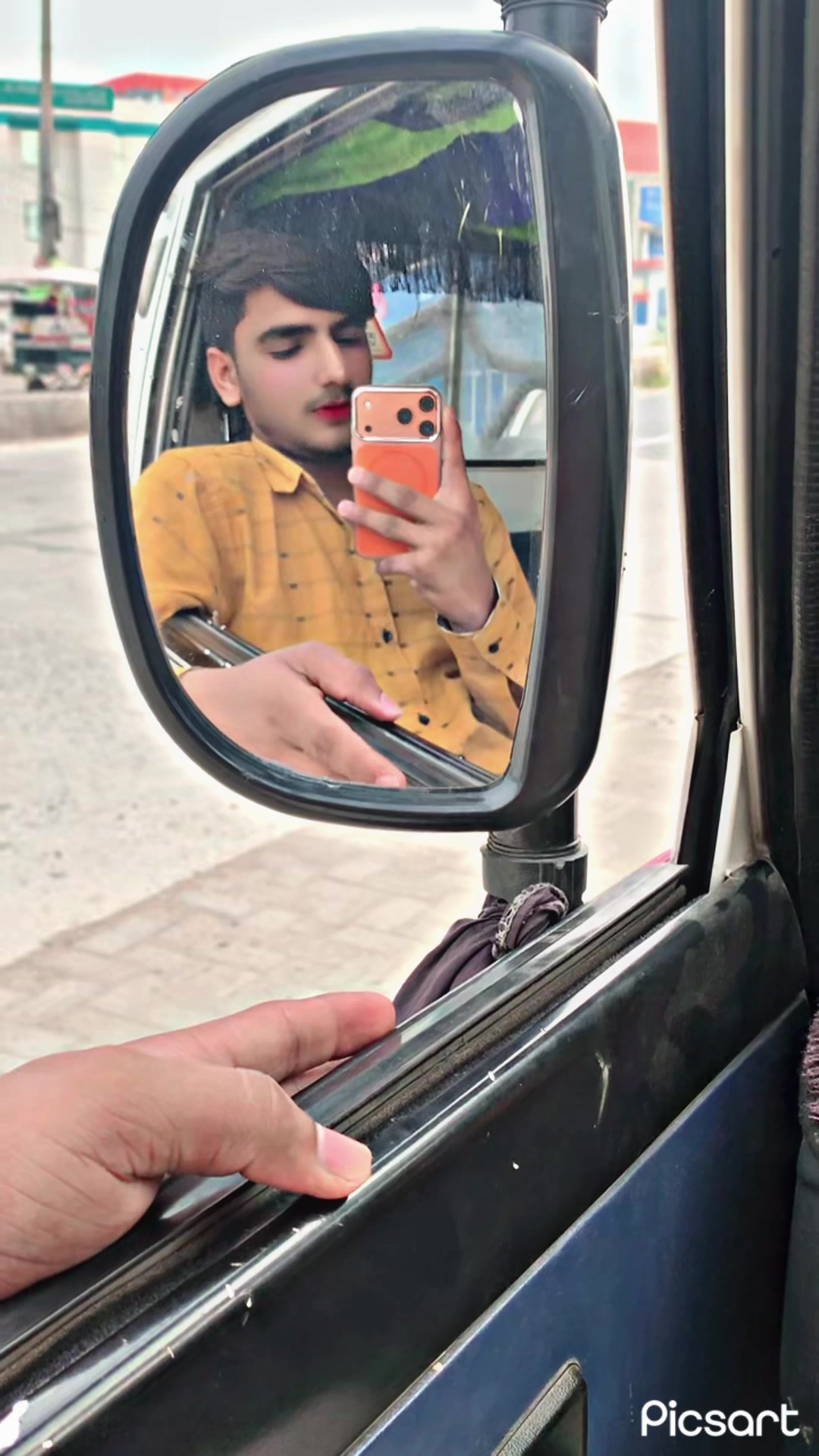 @Mr Tayyab 🤫