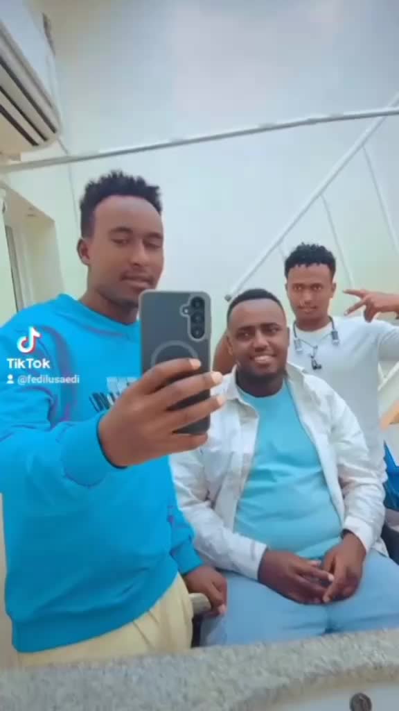 @ዘናጭ