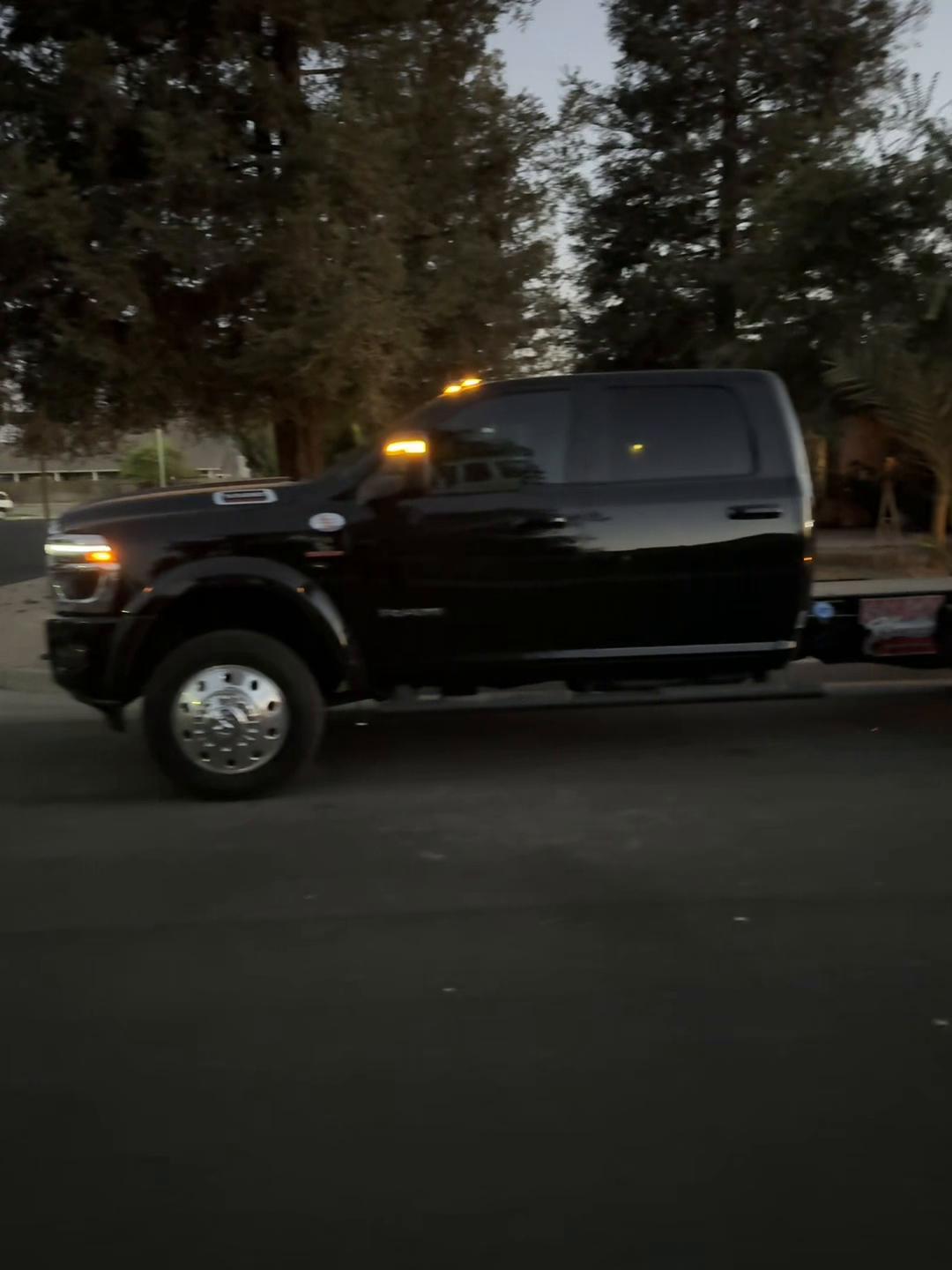 @Straight haulin