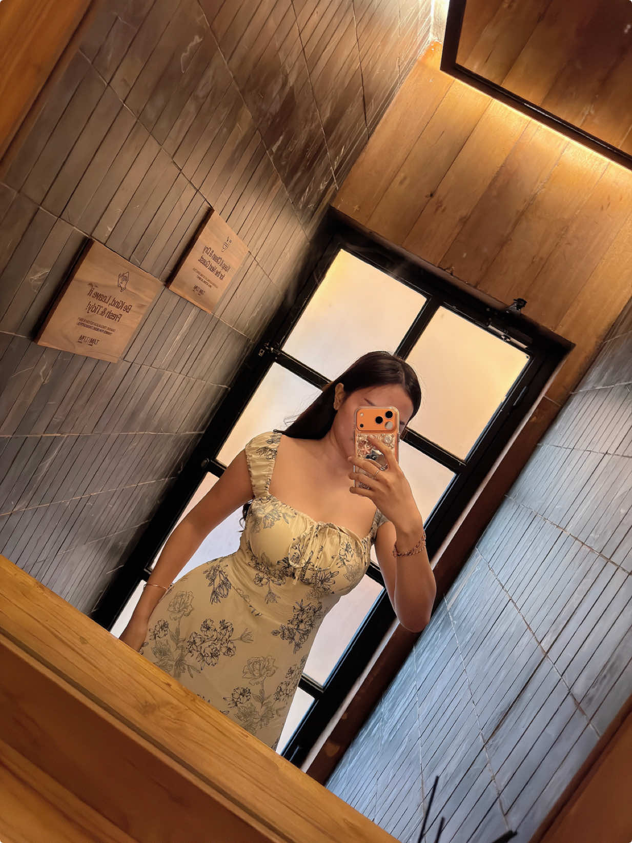 @apriapril