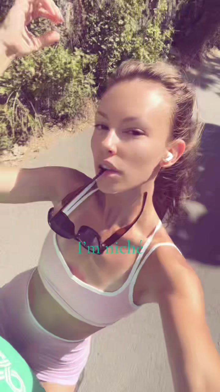 @ulyana.
