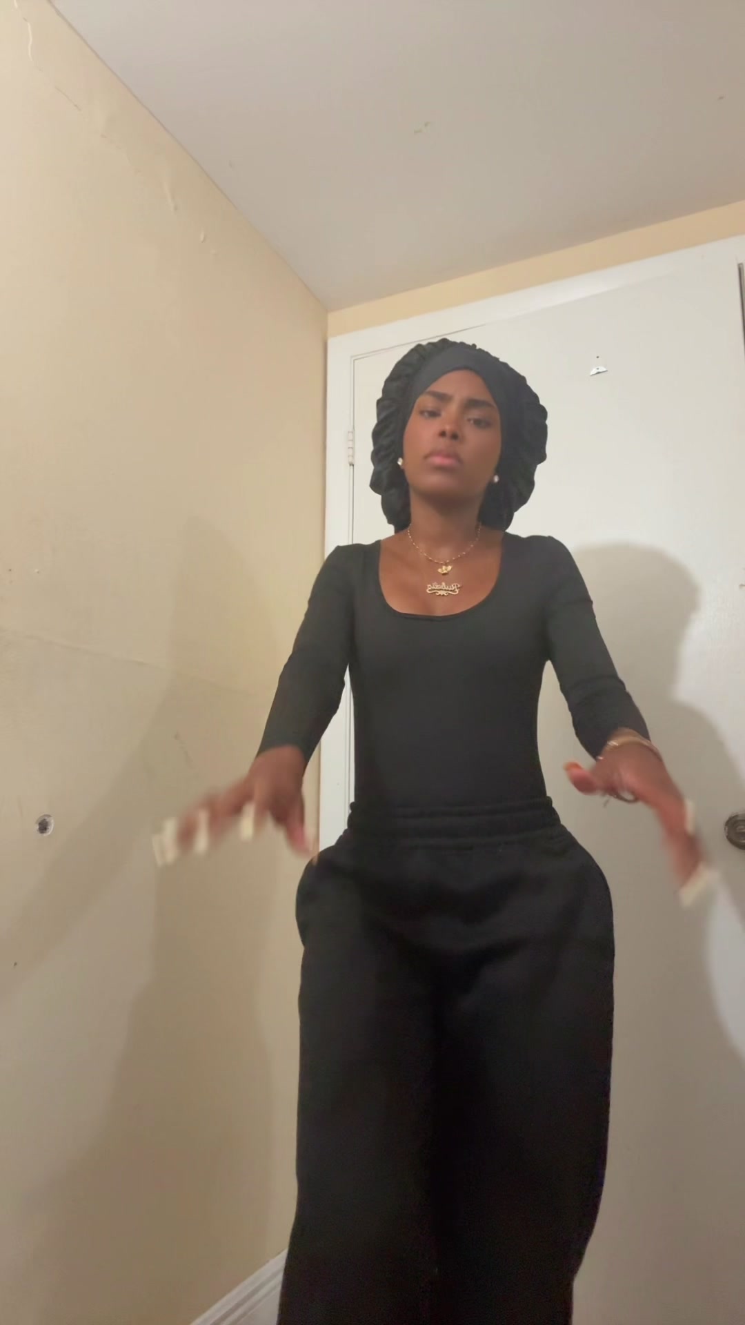 @🧚🏾&zwj;♀️