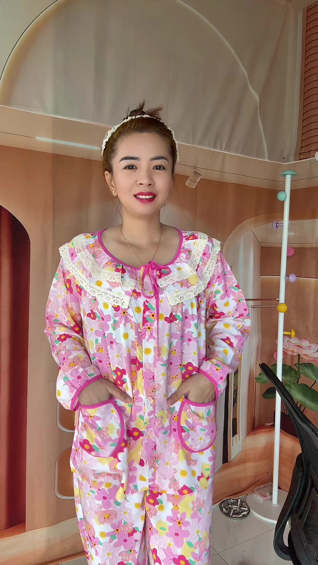 @Em Cẩm N&egrave;