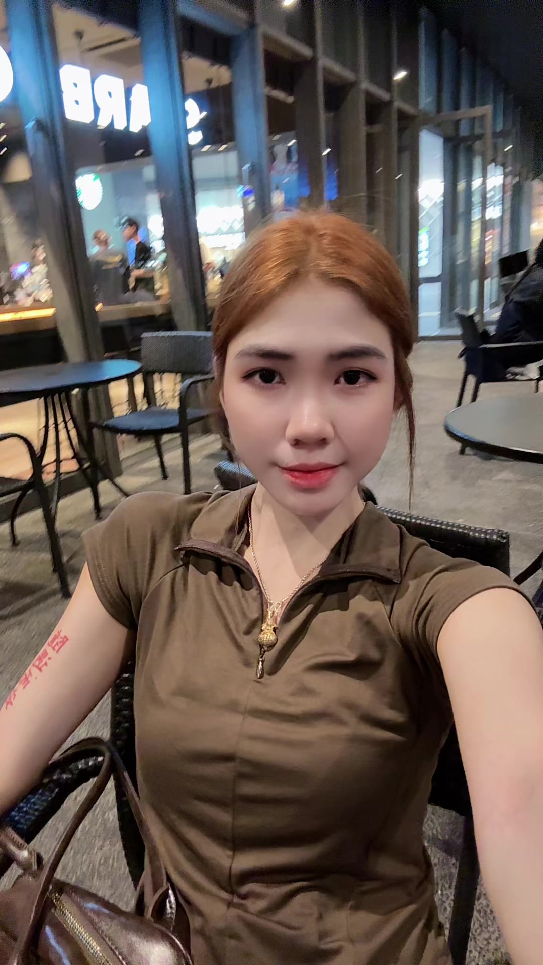 @ŁY ŃY...
