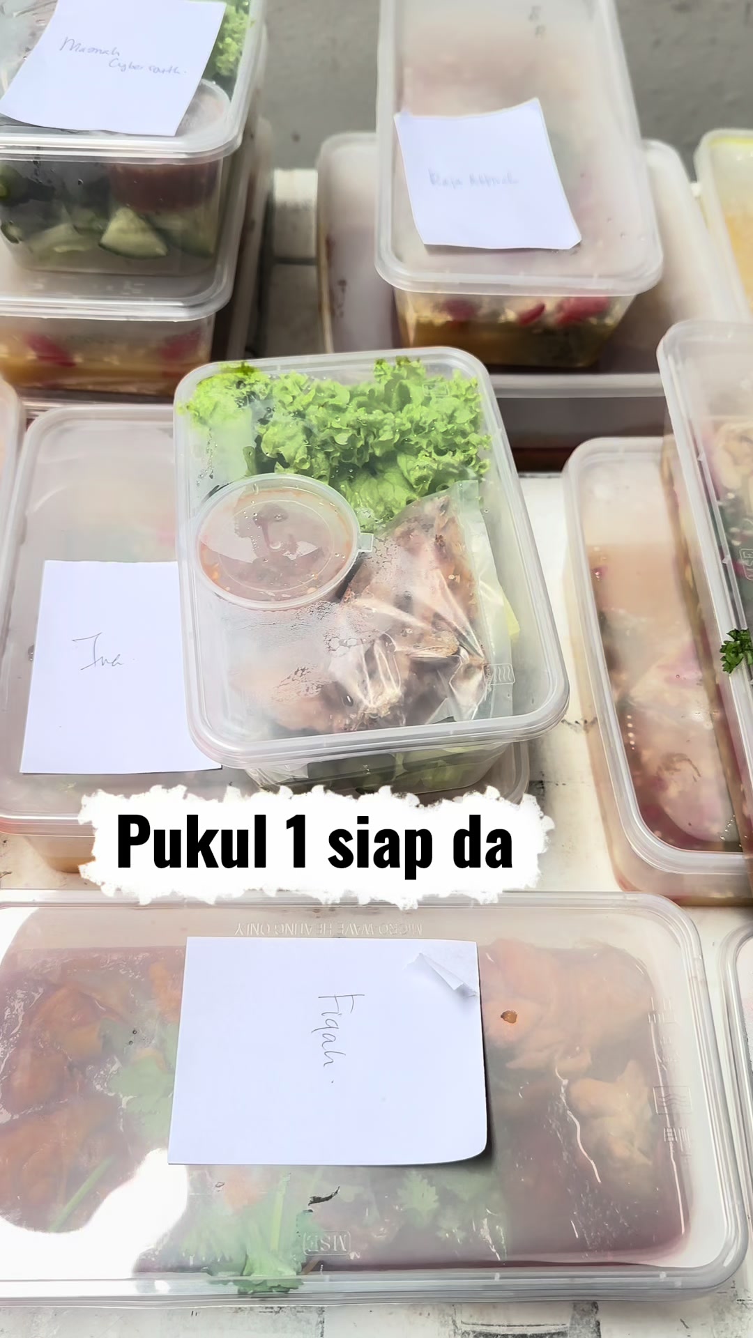 @Iza Razali