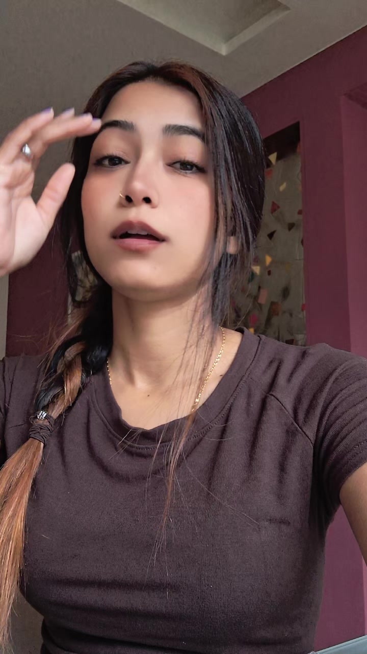 @Miss_👑M@nDaL🇳🇵❤️💍