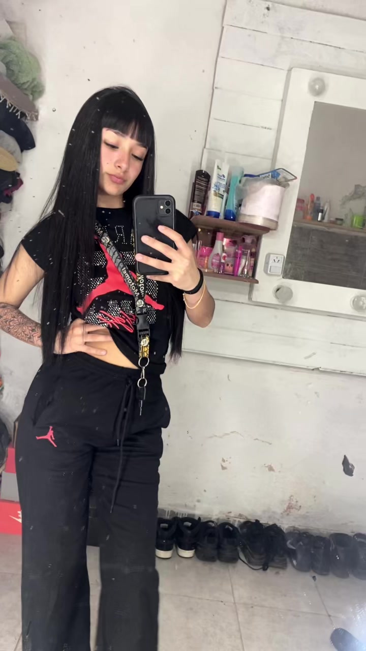 @abril miranda