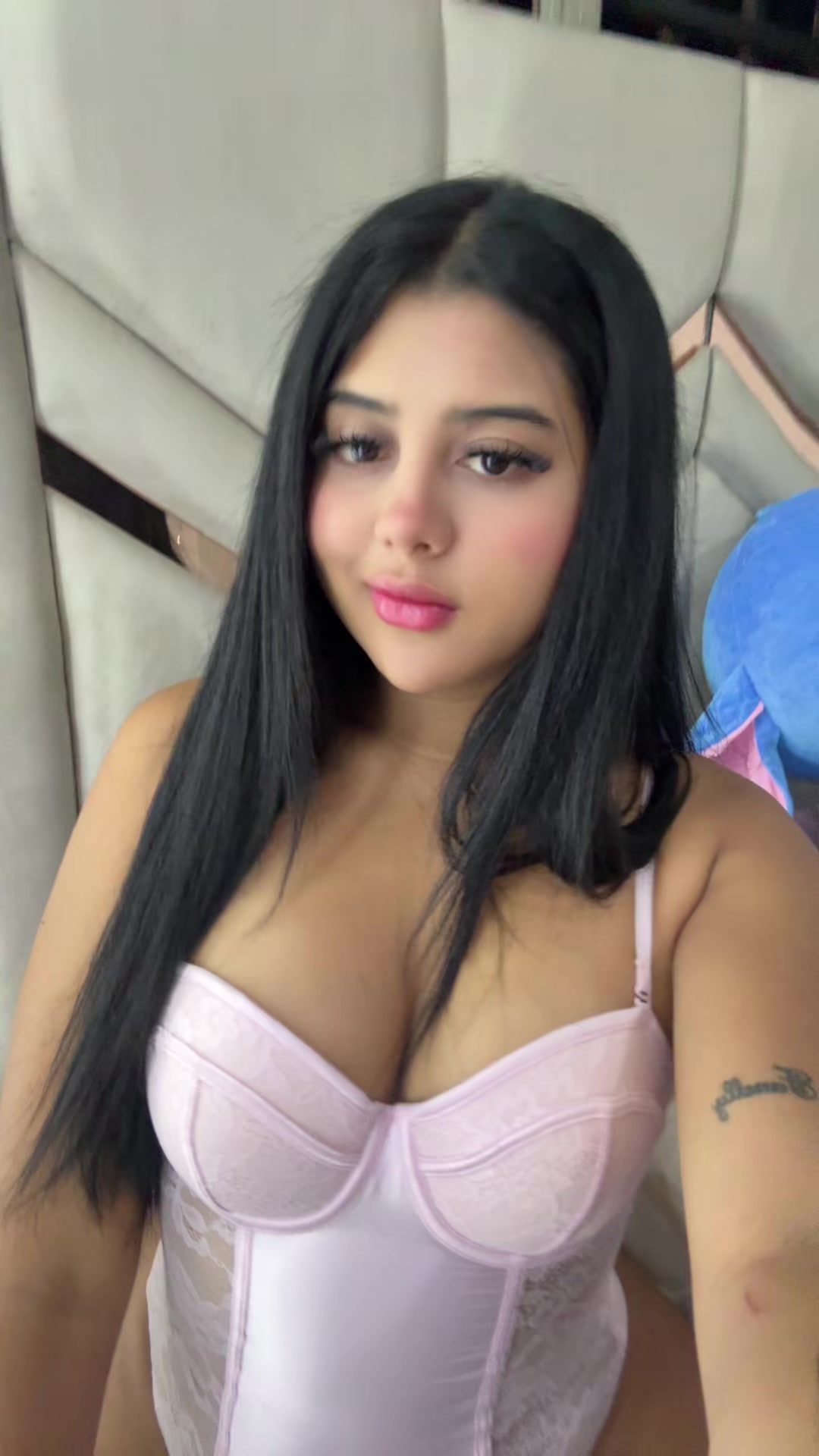 @Lesly Gonzalez🍒