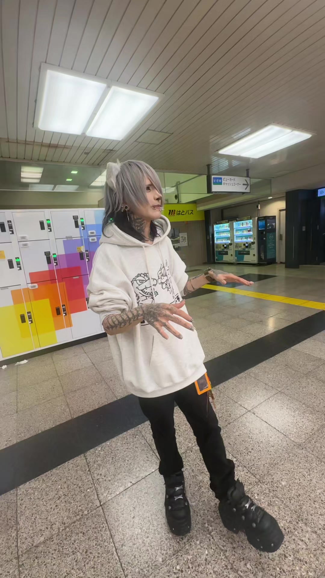 @タンタン