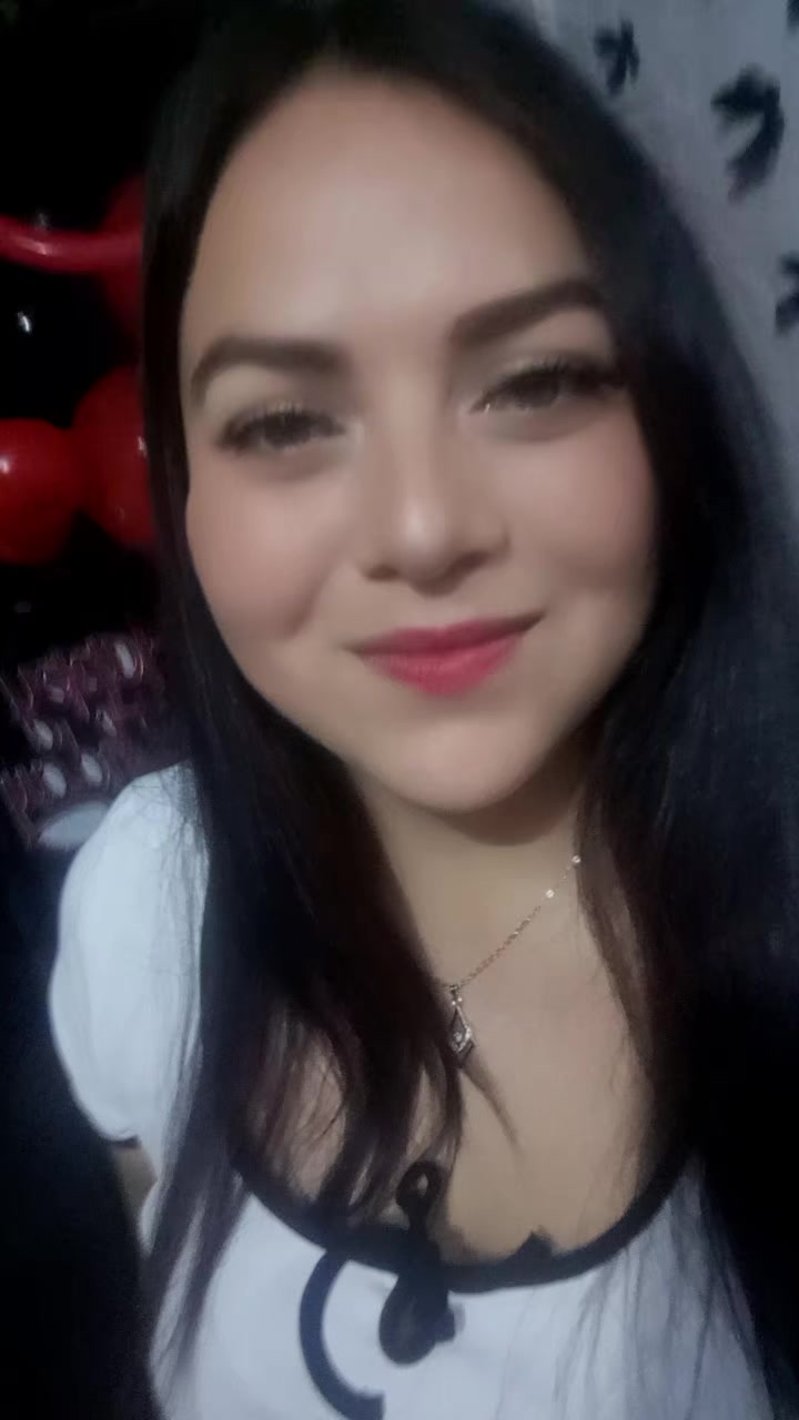@Una preciosa🌻
