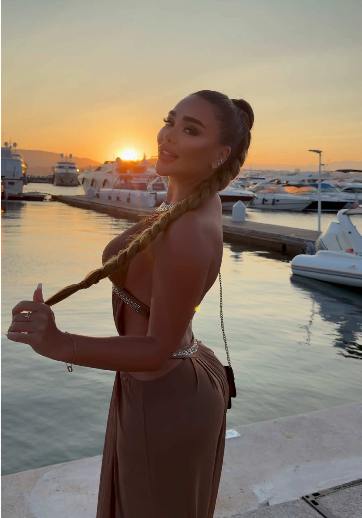 @Ulya Aliyeva
