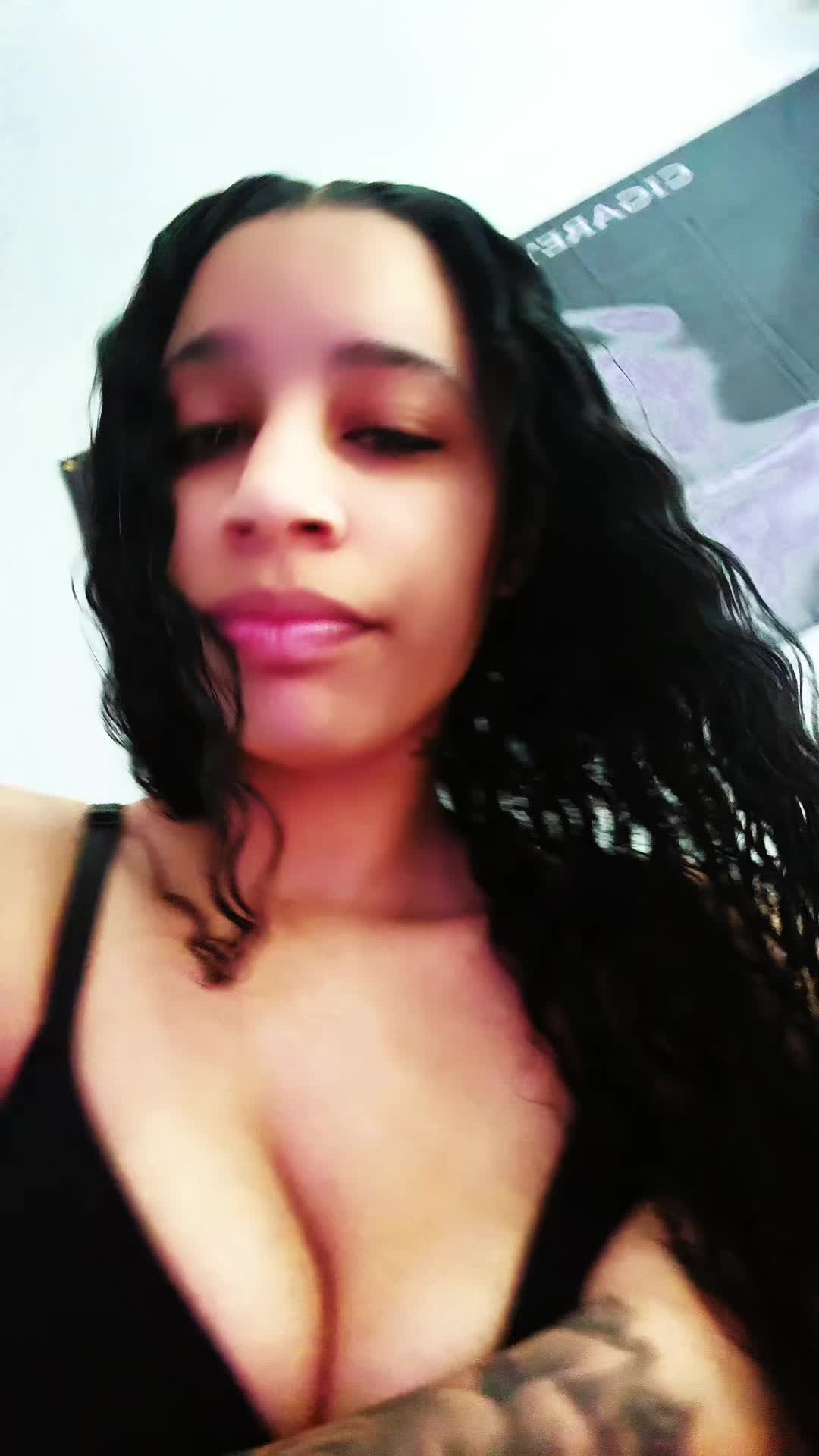 @Trini Winnie 🍭