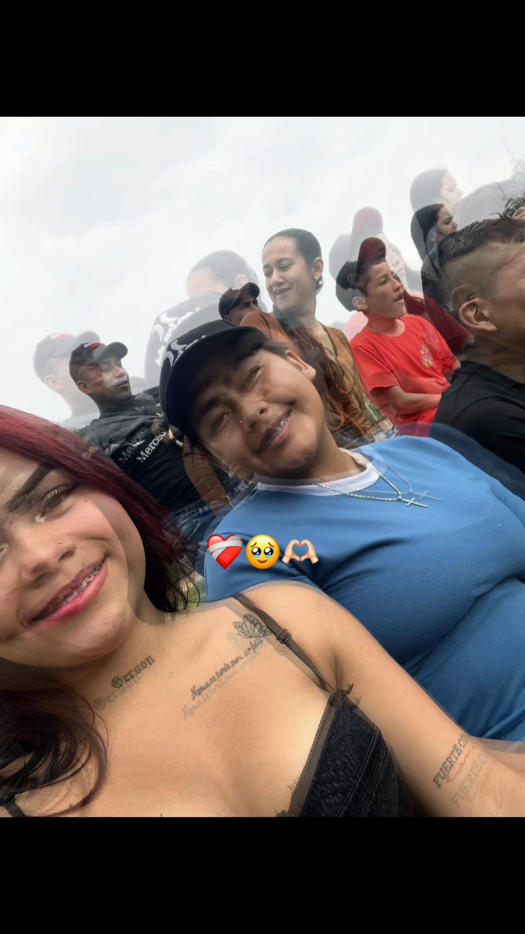 @Jessica🖤.!